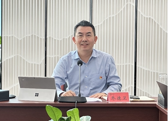 008PG国际集团党委理论进建中心组召开第七次集中进建钻研会